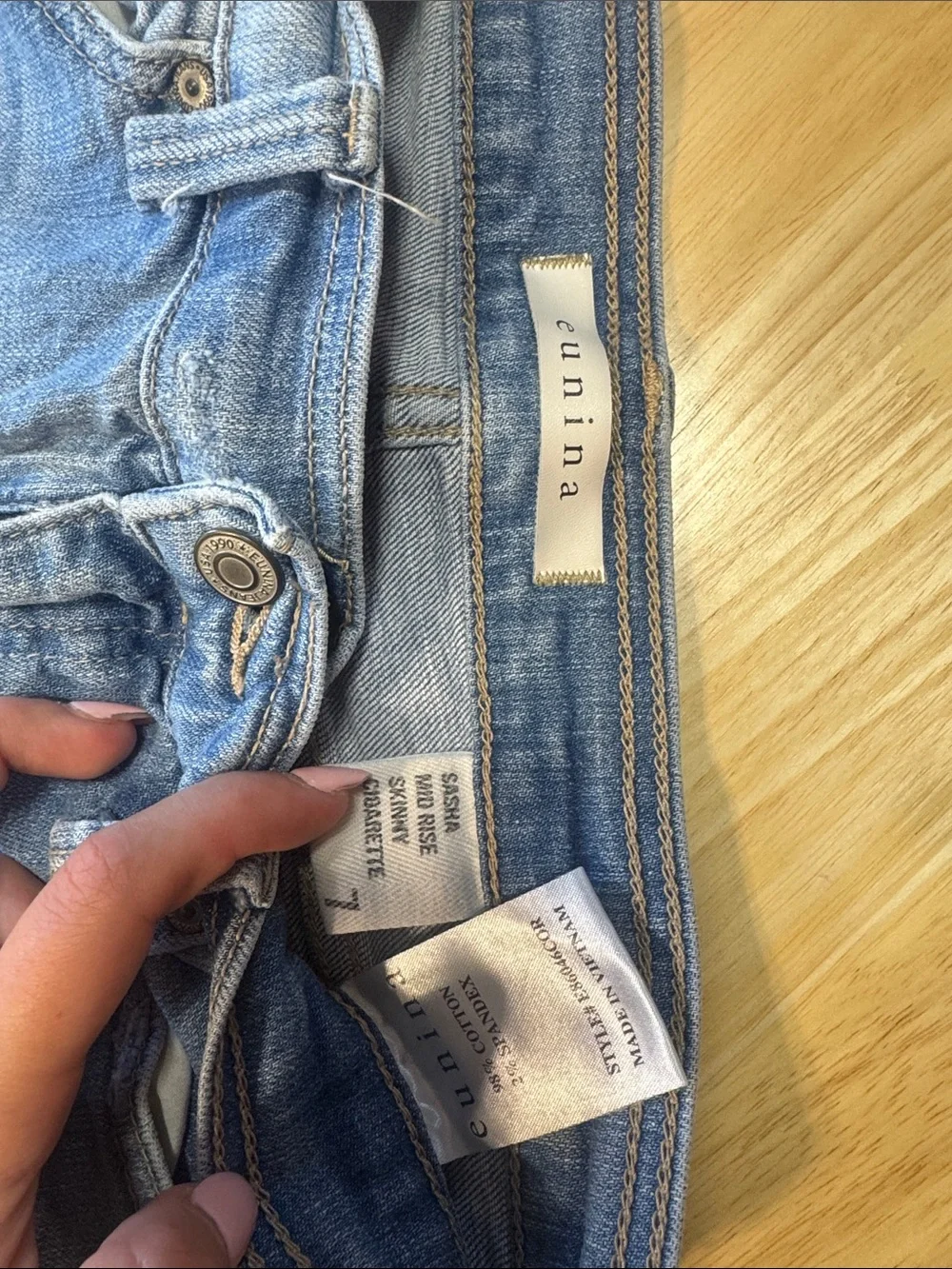 eunina Light Blue Distressed Straight-Leg Jeans